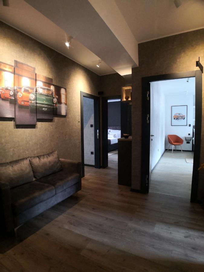 Scuderia Split Rooms Экстерьер фото